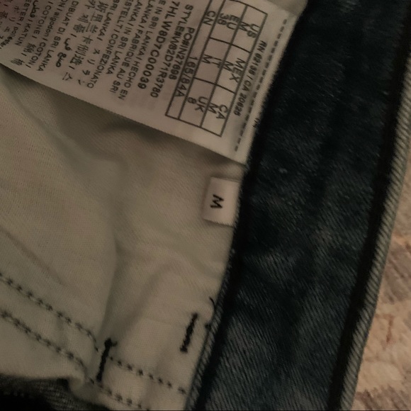 GUESS JEAN SKIRT NWOT - Picture 3 of 5